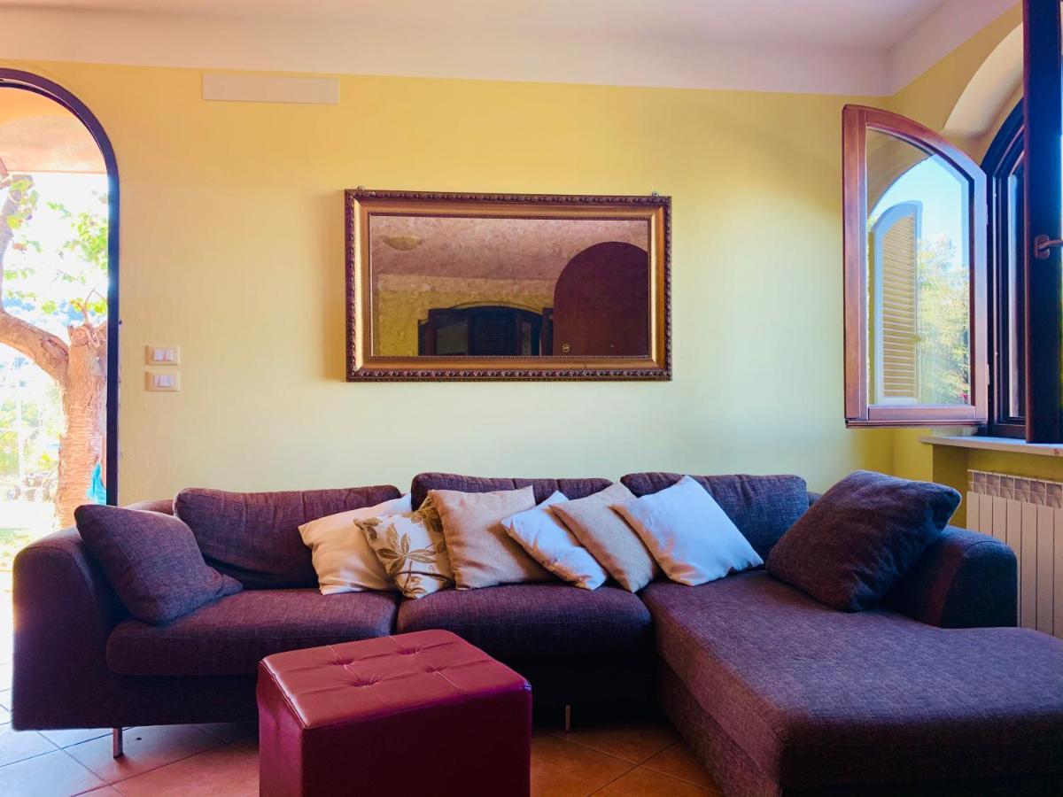 Villa Sarno Монтесильвано Экстерьер фото